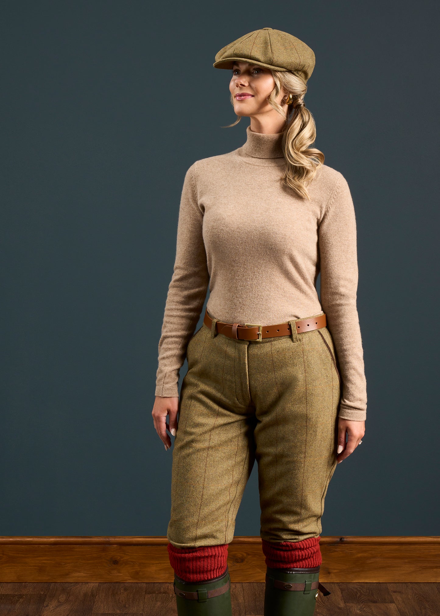 Combrook Ladies Tweed Shooting Breeks In Grove