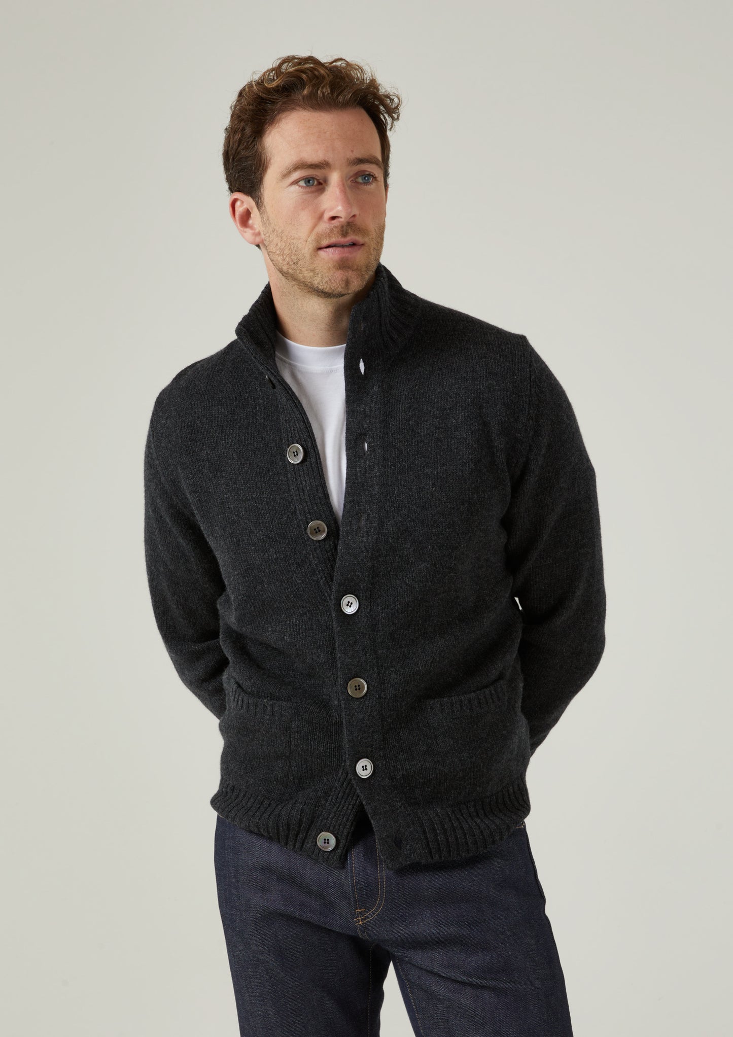 Landford Men's Lambswool Buttoned Jumper In Charcoal