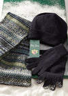 Conjunto de gorro, bufanda y guantes de lana para hombre Tideswell en azul marino.

