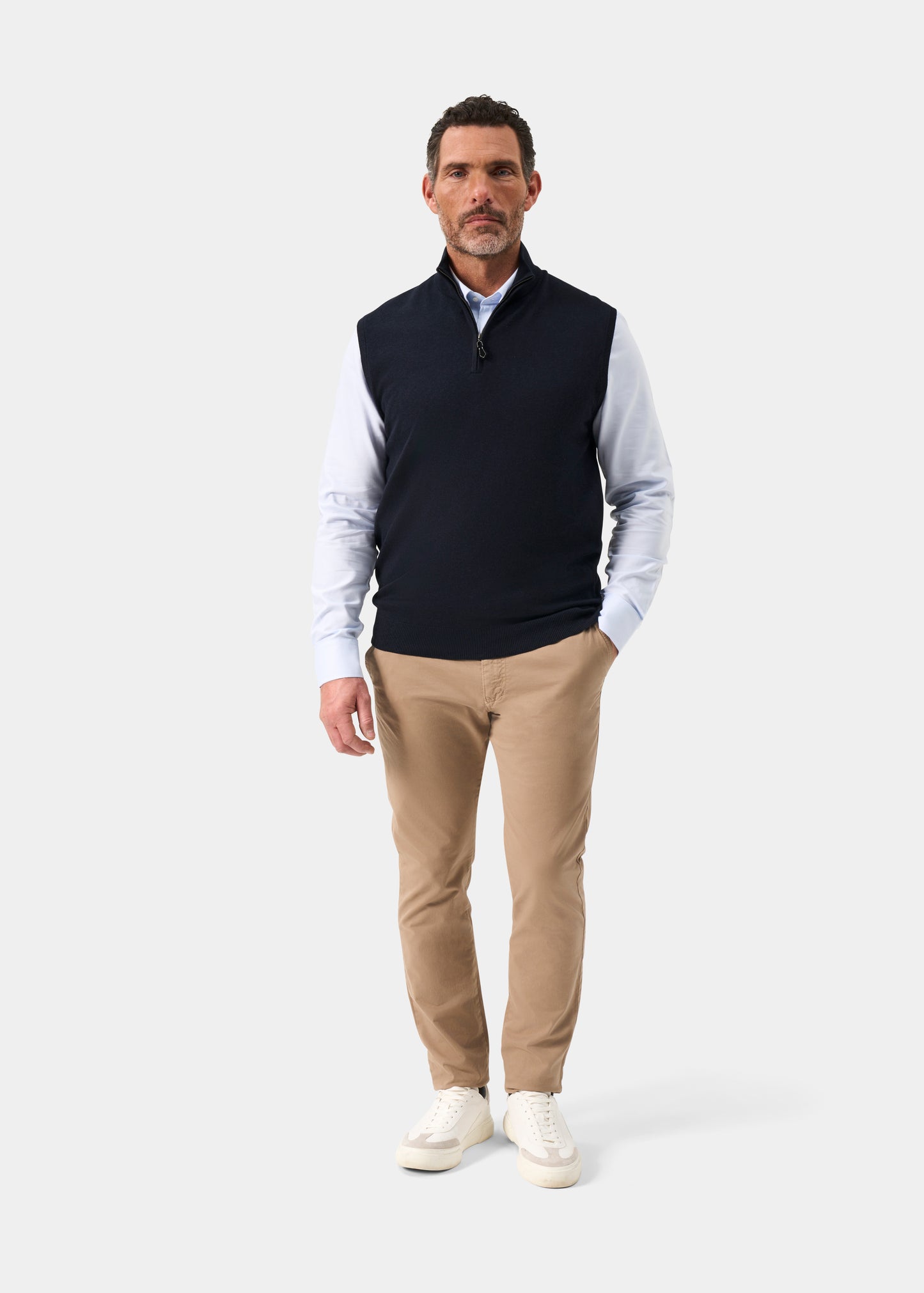 Men's Cotton Cashmere Quarter Zip Gilet in Navy
