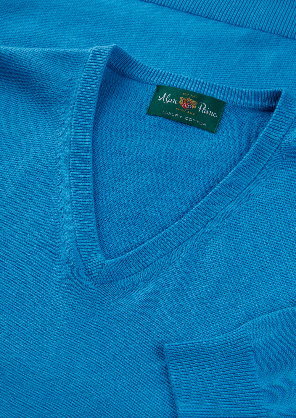 Men's Cotton Cashmere Vee Neck Jumper in Blue