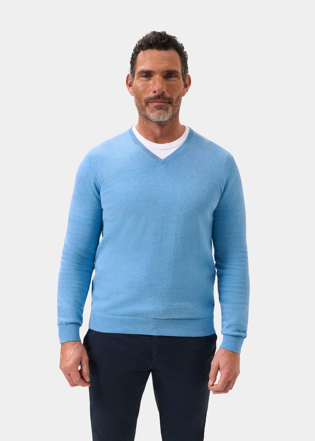 Men's Cotton Cashmere Vee Neck Jumper in Light Blue