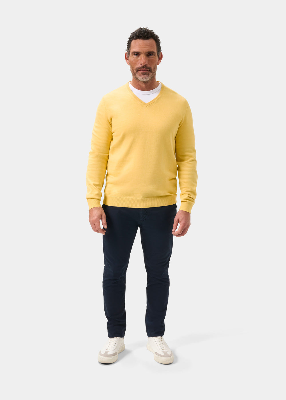 Men's Cotton Cashmere Vee Neck Jumper in Yellow