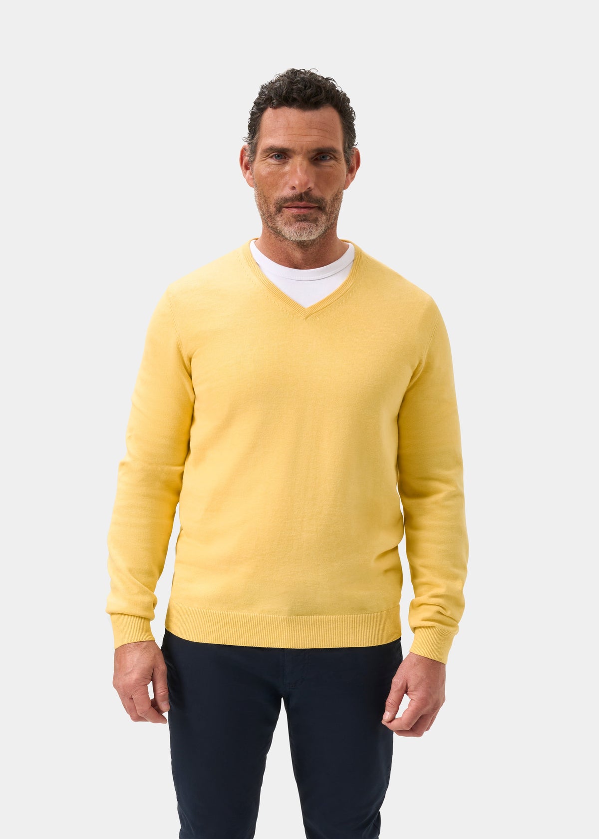 Men's Cotton Cashmere Vee Neck Jumper in Yellow