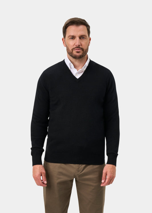 Albury Geelong Wool V-Neck Jumper In Black - Regular Fit