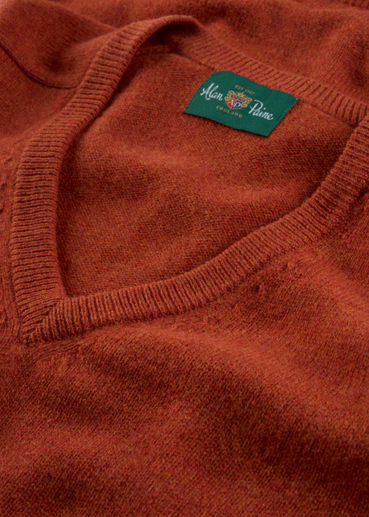 Men's Lambswool Vee Neck Jumper in Ember