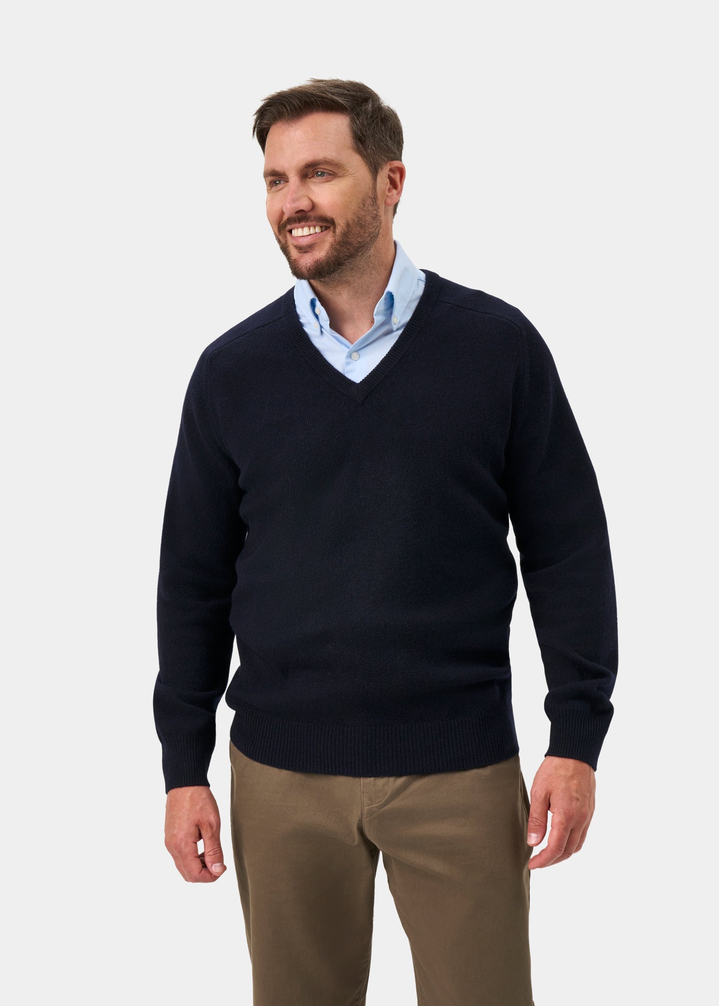Hampshire Lambswool Jumper in Navy - Classic Fit