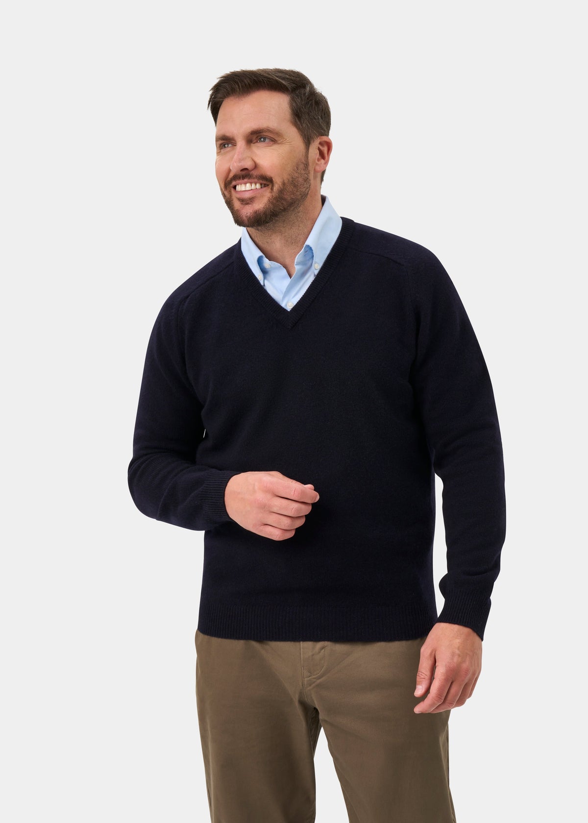 Kilsyth Lambswool V-Neck Jumper In Navy - Regular Fit