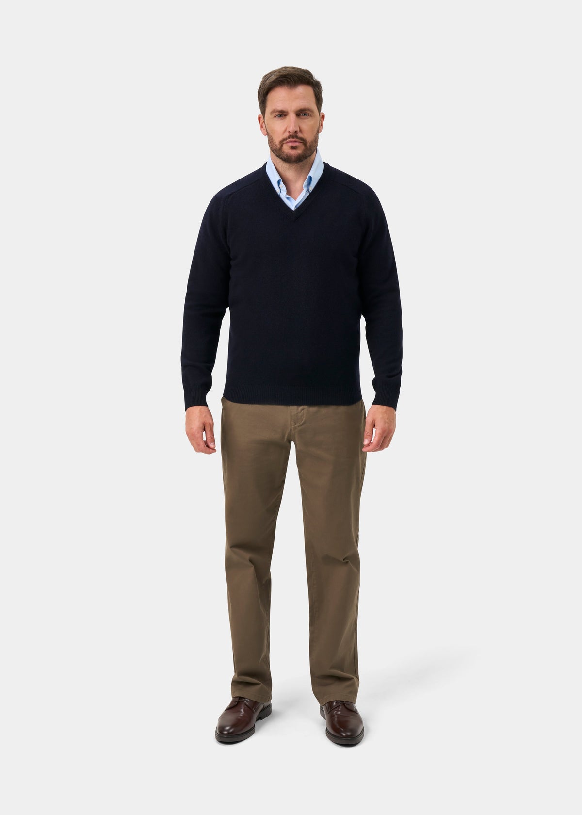 Kilsyth Lambswool V-Neck Jumper In Navy - Regular Fit