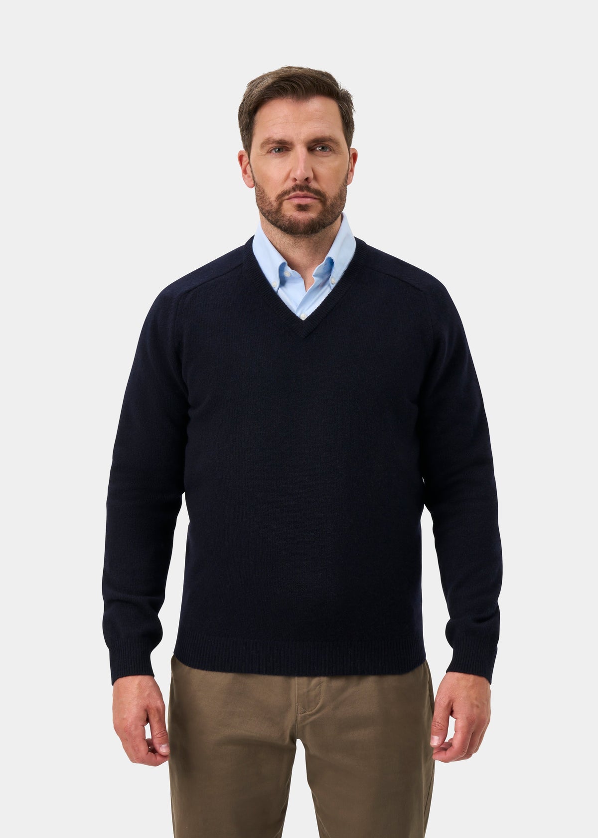 Kilsyth Lambswool V-Neck Jumper In Navy - Regular Fit